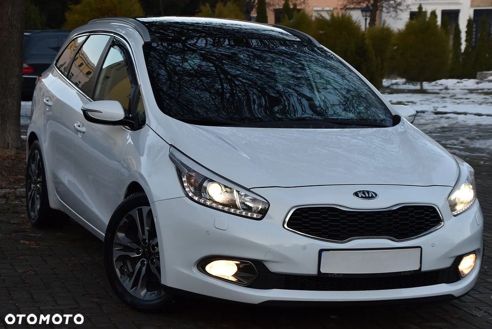 Kia Ceed - 1