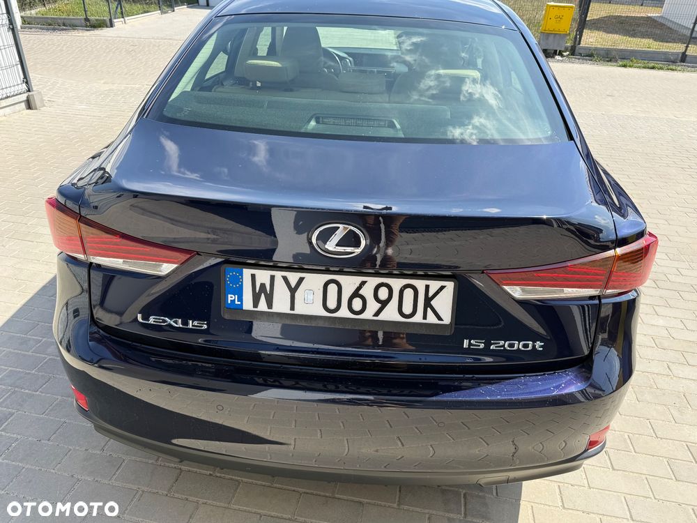 Lexus IS 200t Elegance - 16