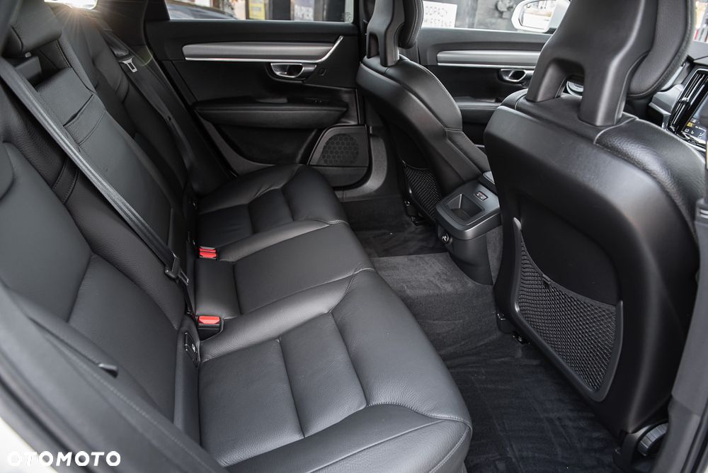 Volvo V90 D3 AWD Geartronic Inscription - 31