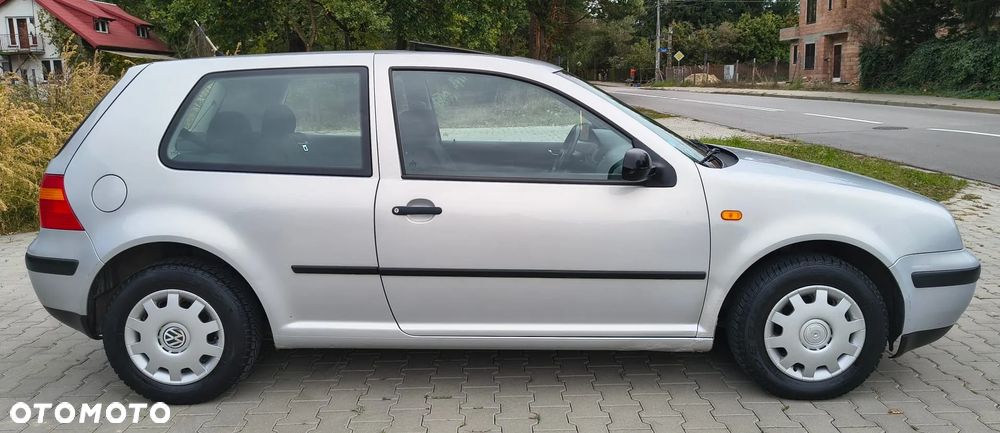 Volkswagen Golf 1.4 Comfortline - 4