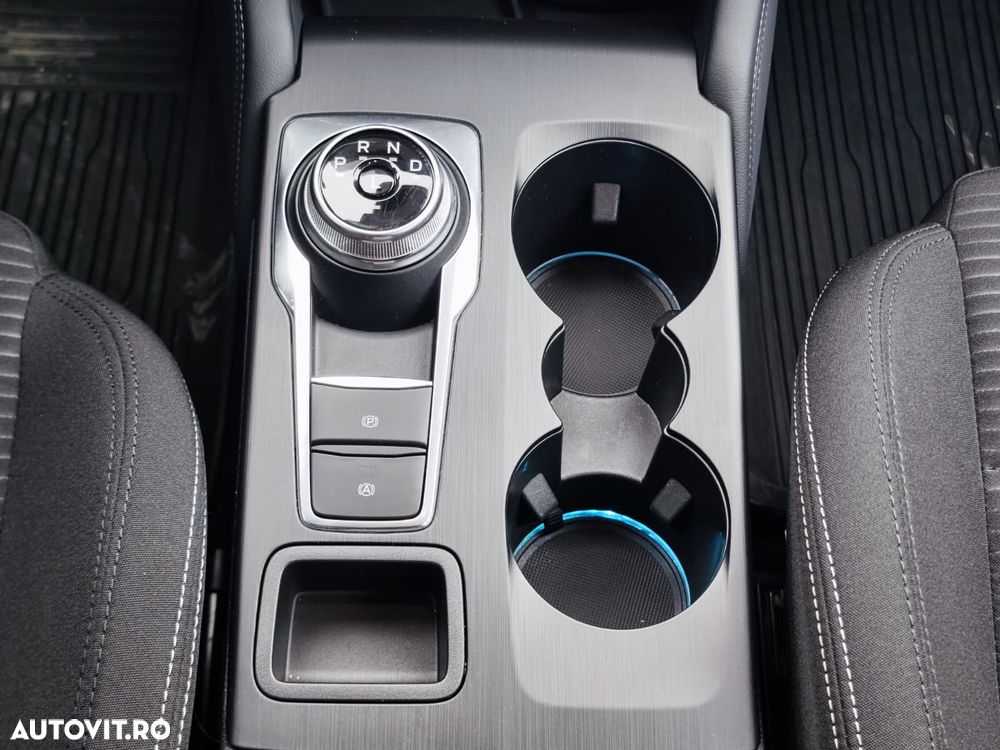 Ford Focus 1.5 EcoBlue 8AT Titanium X - 19