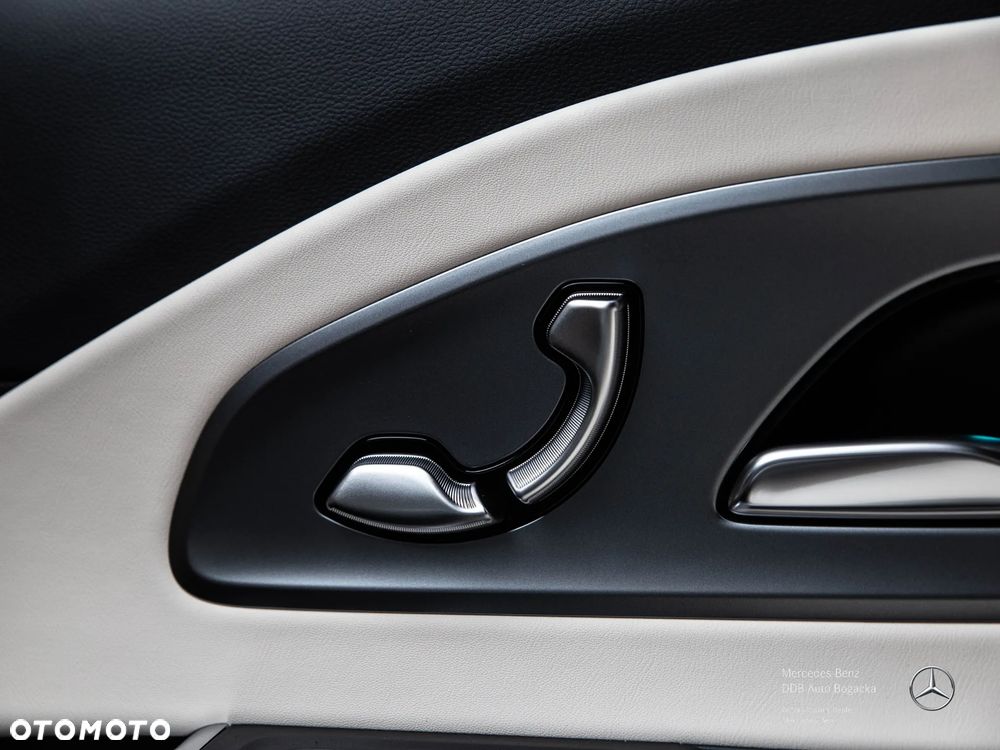 Mercedes-Benz CLA 200 mHEV 8G-DCT - 9