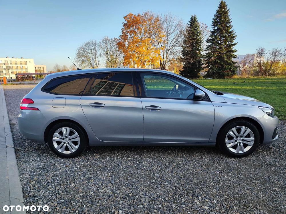 Peugeot 308 1.5 BlueHDi Allure Pack S&S - 4