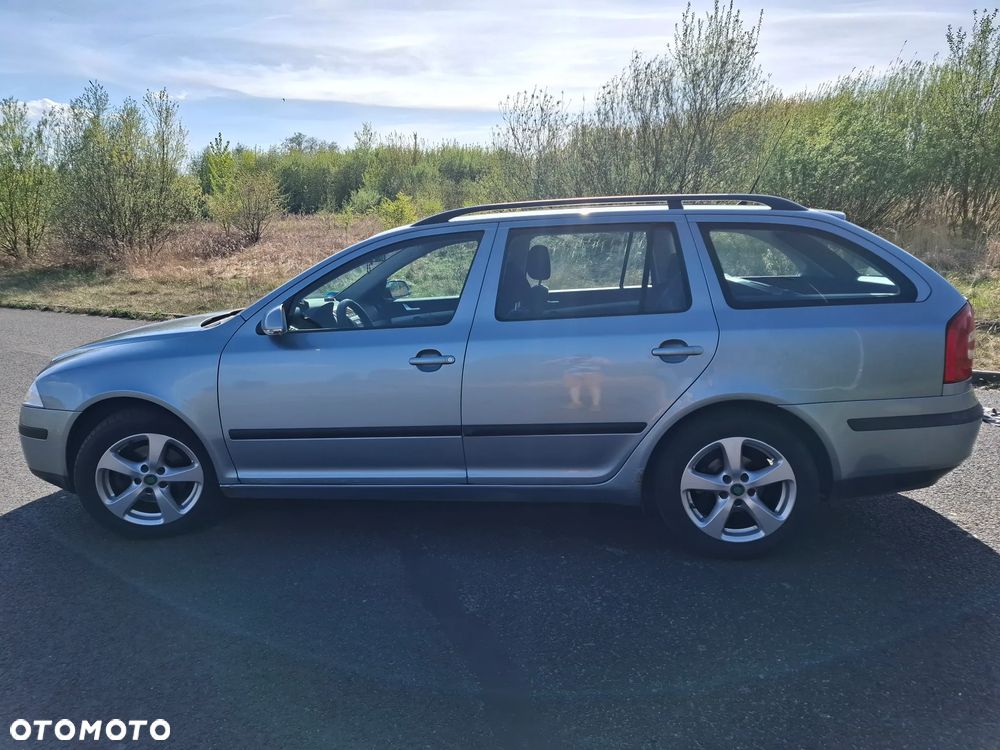 Skoda Octavia 1.6 Tour - 8