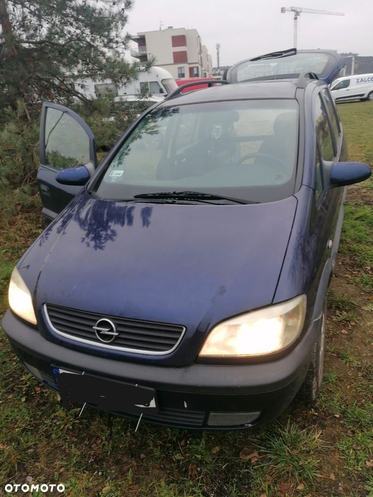 Opel Zafira 1.8 16V Elegance - 1