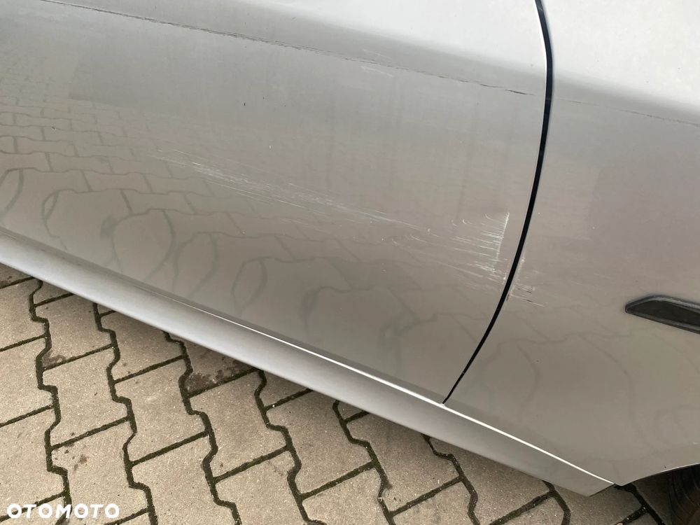 BMW Seria 5 525d - 19