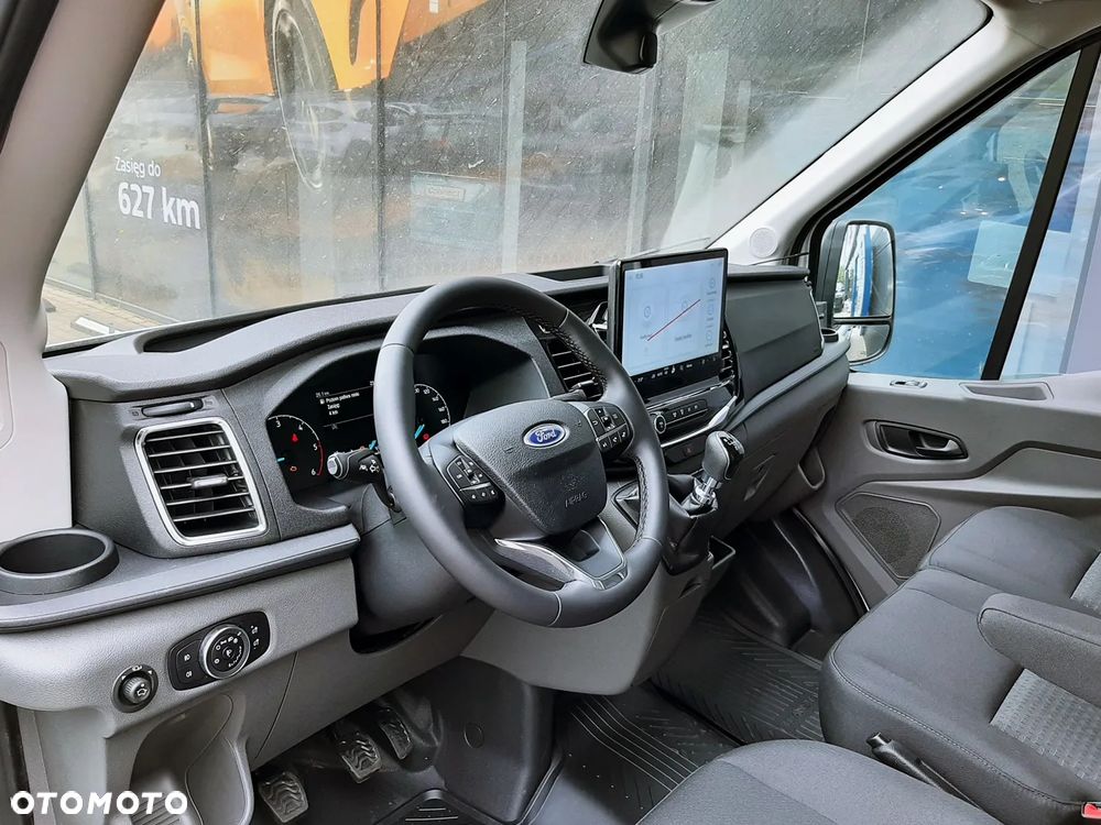 Ford Transit - 31