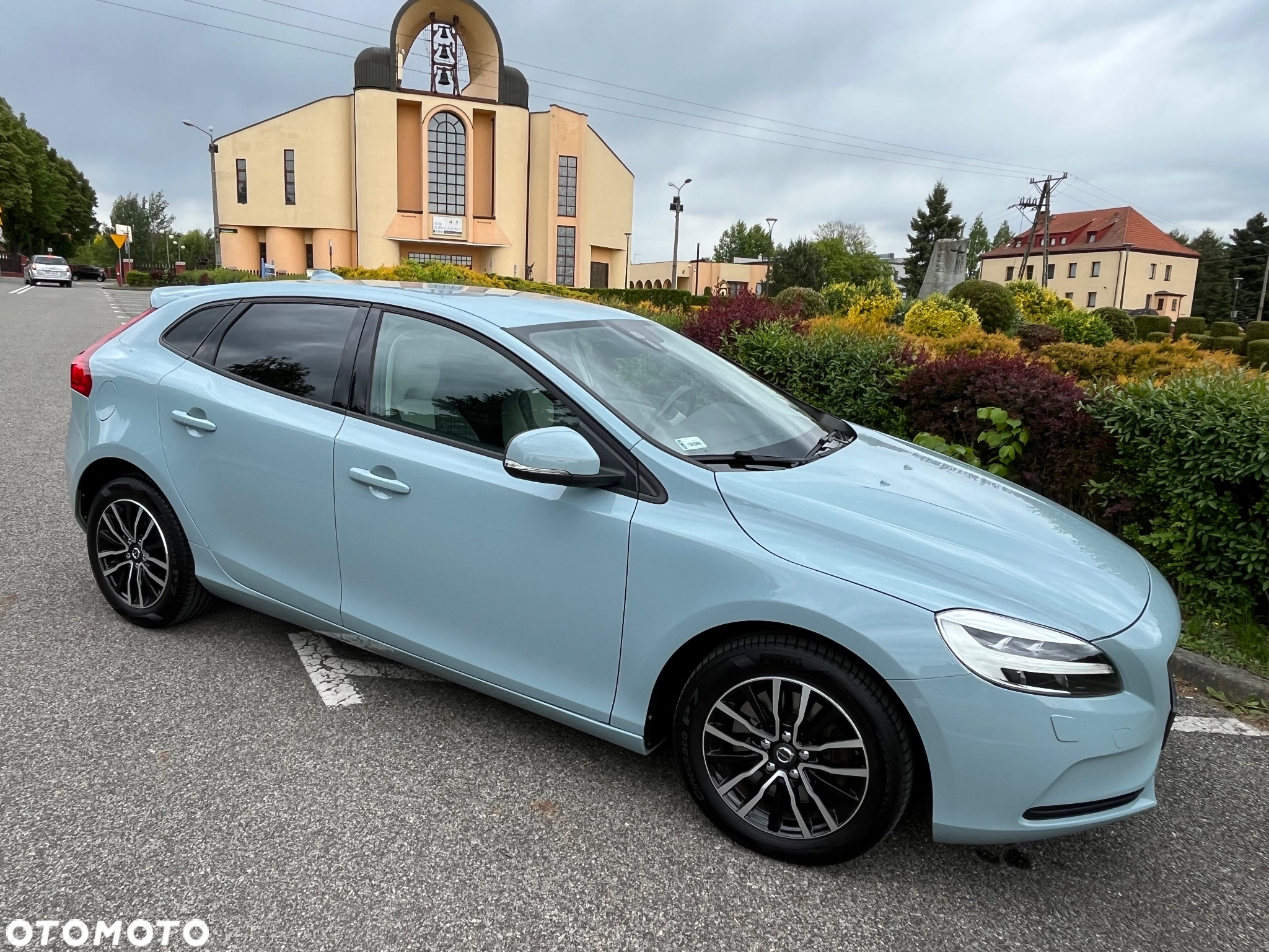 Volvo V40 T3 Drive-E Momentum - 3
