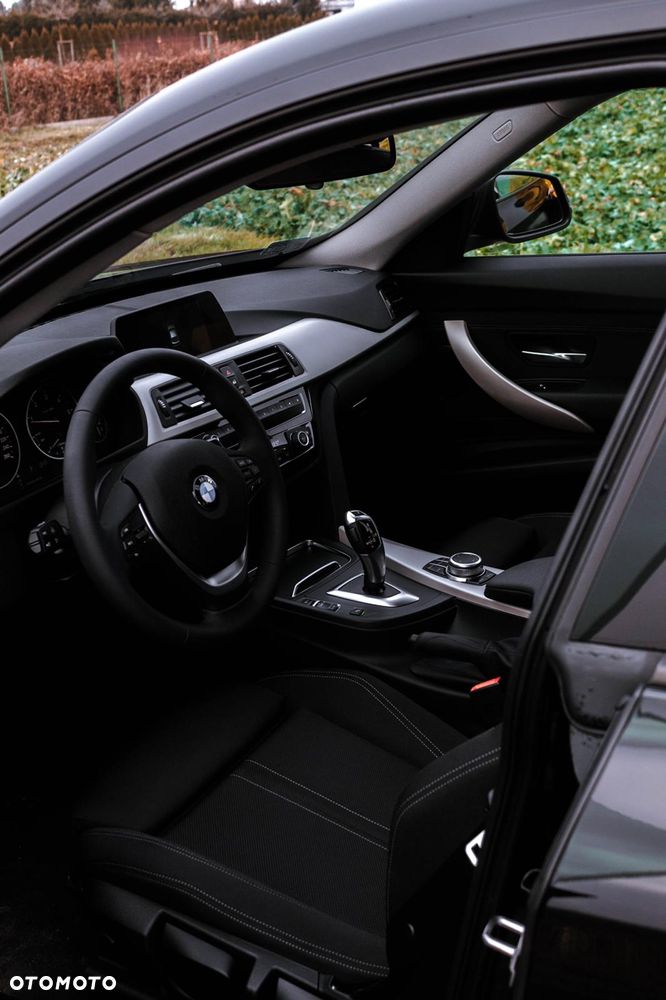 BMW 3GT 318d Advantage - 11