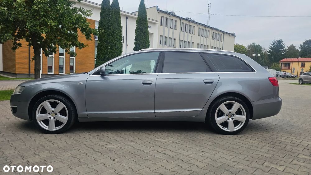 Audi A6 - 4