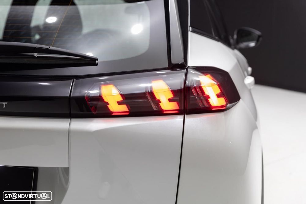 Peugeot 2008 1.5 BlueHDi Allure Pack EAT8 - 20