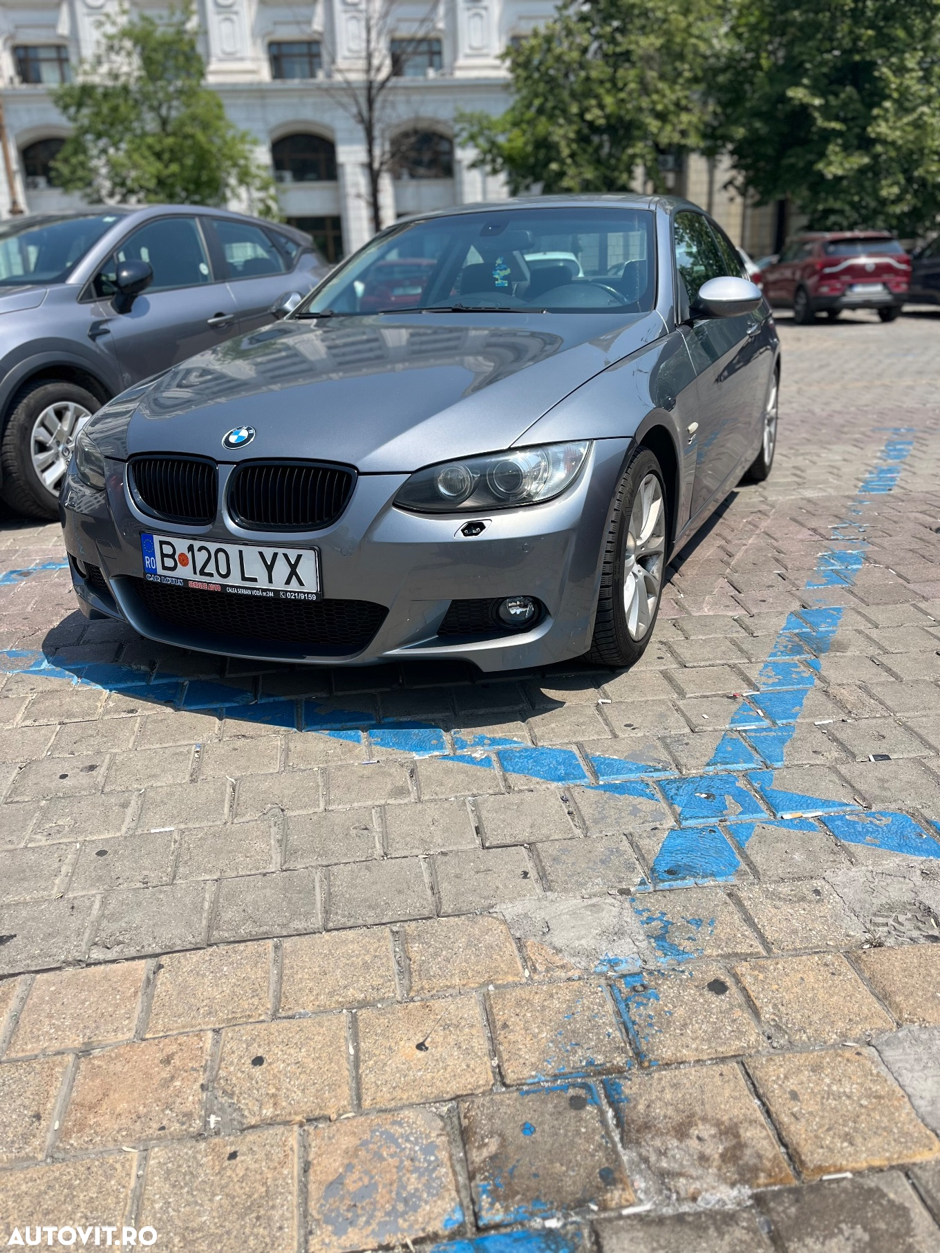 BMW Seria 3 320d xDrive Coupe - 9