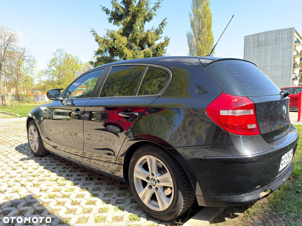 BMW Seria 1 116d DPF - 19