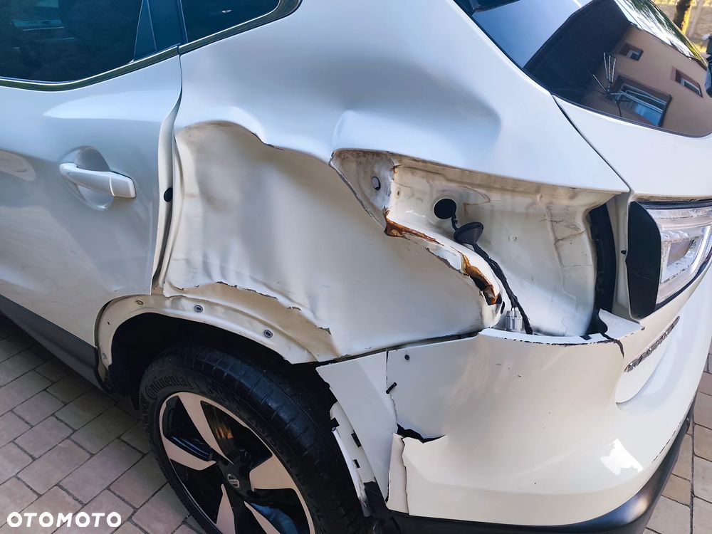 Nissan Qashqai 1.5 dCi N-Connecta - 10