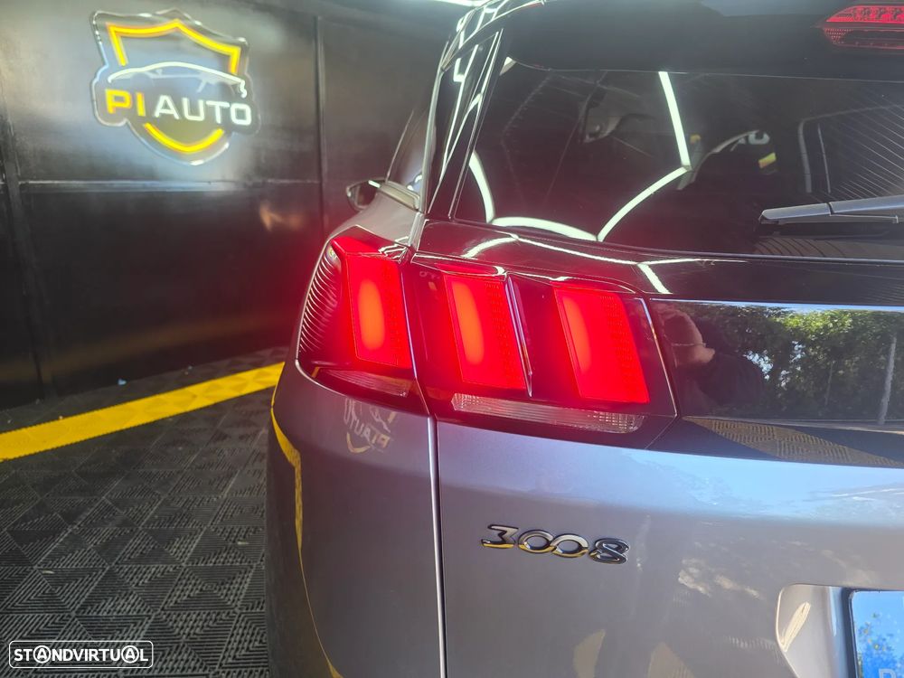 Peugeot 3008 BlueHDi 130 Stop & Start EAT8 Allure - 36