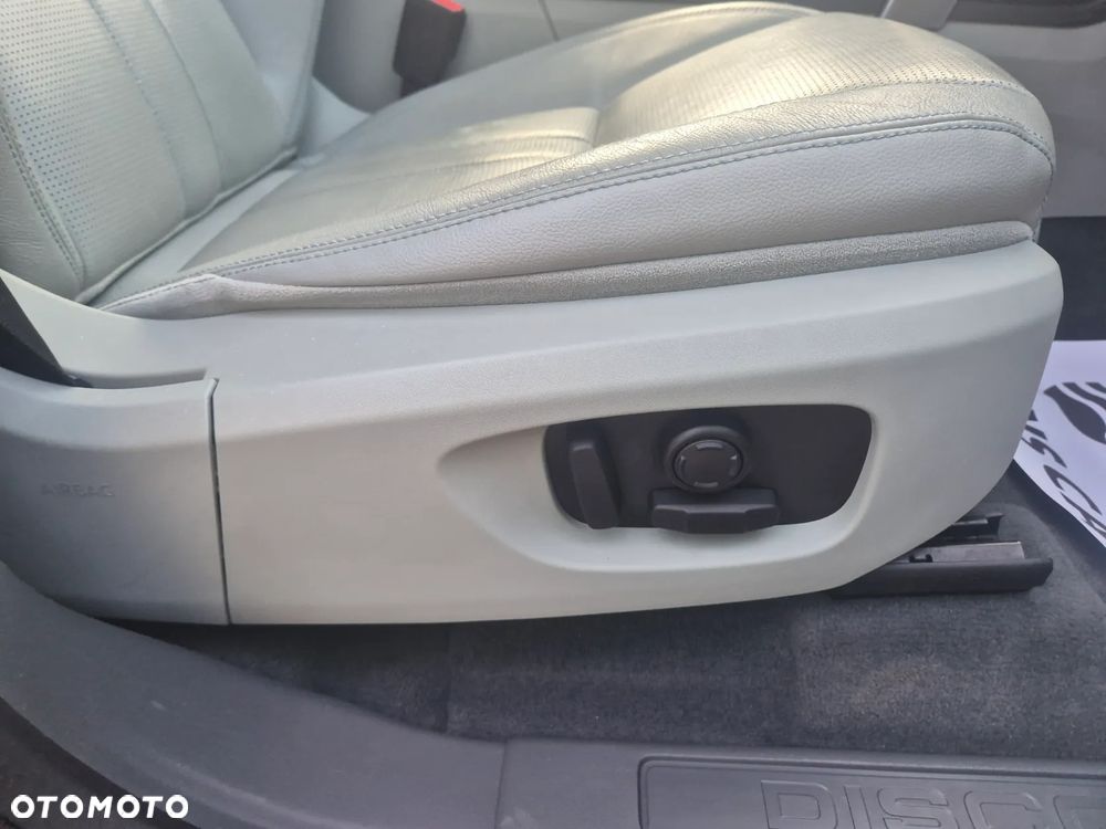 Land Rover Discovery Sport - 18