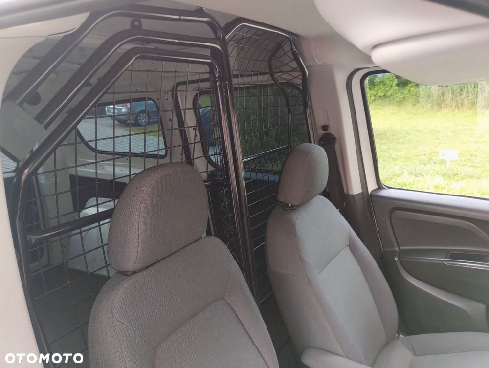 Fiat Doblo - 13