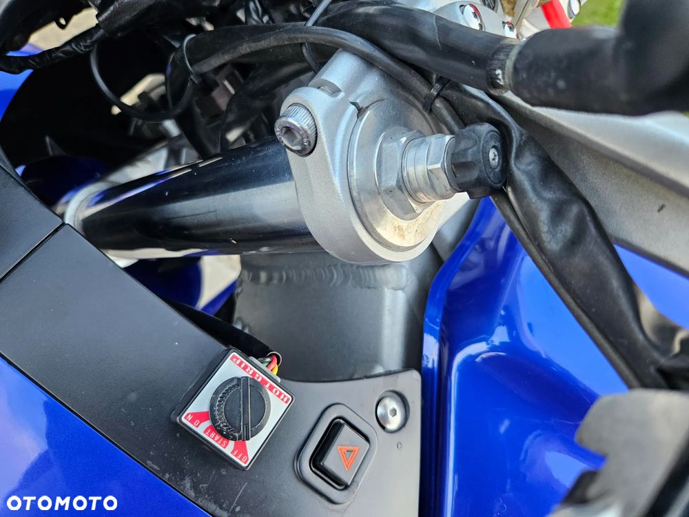 Yamaha FJR - 30