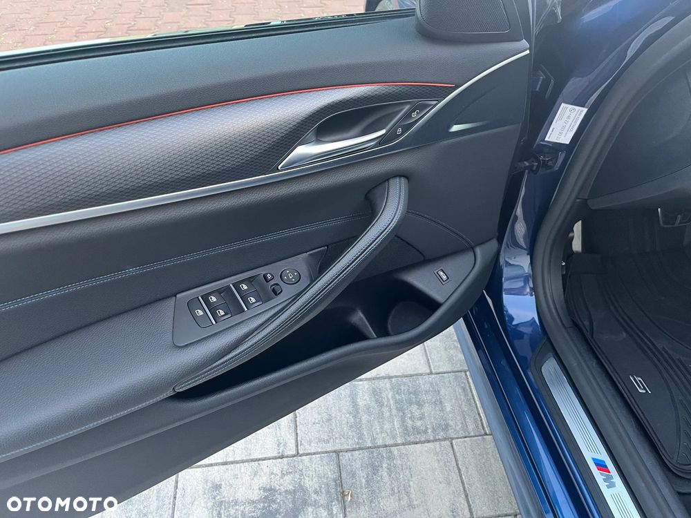 BMW Seria 5 520d xDrive mHEV M Sport sport - 11