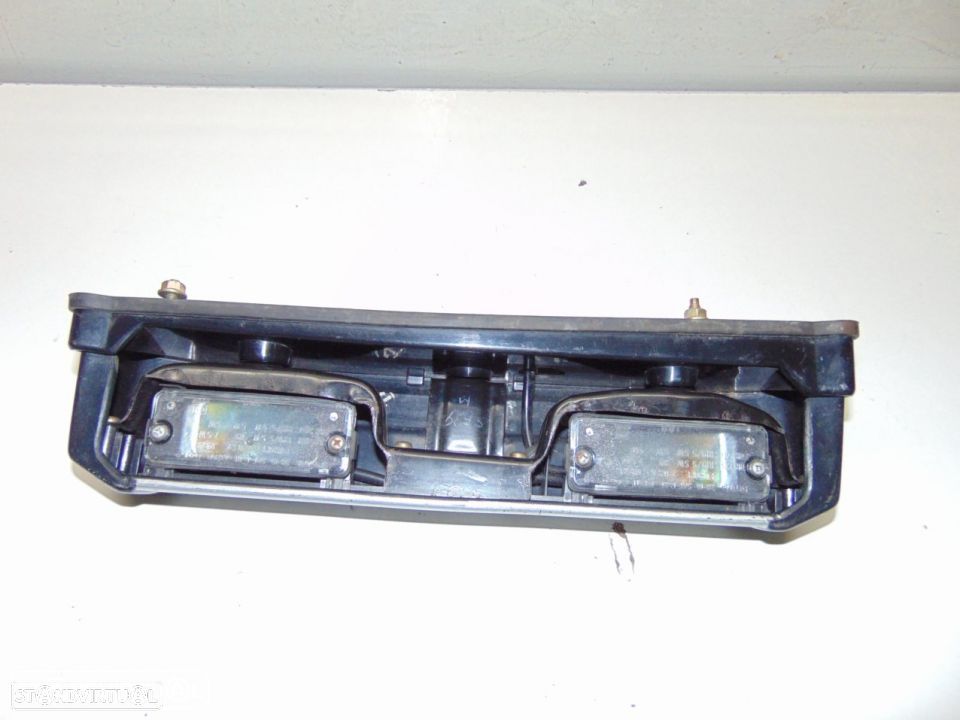 Toyota Jipe farolins da matrícula - 3