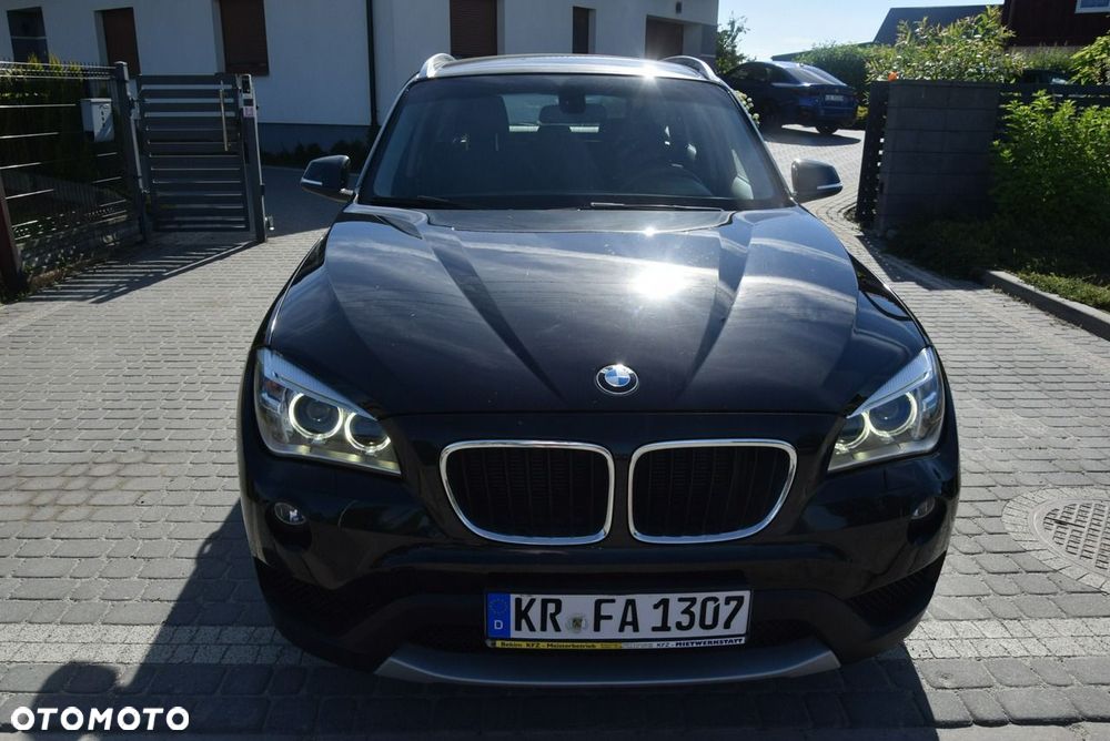 BMW X1 xDrive18d - 9