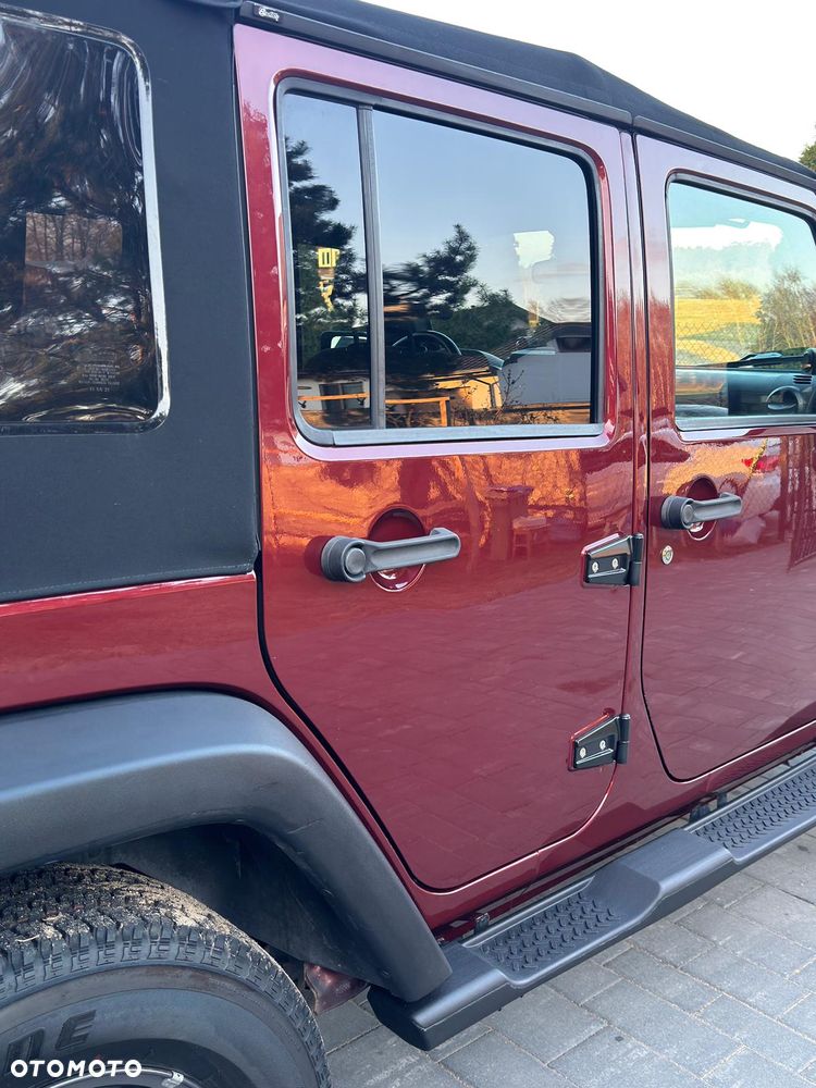 Jeep Wrangler Unlimited 3.8 Sport - 11