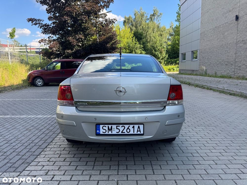Opel Astra 1.6 Enjoy - 20