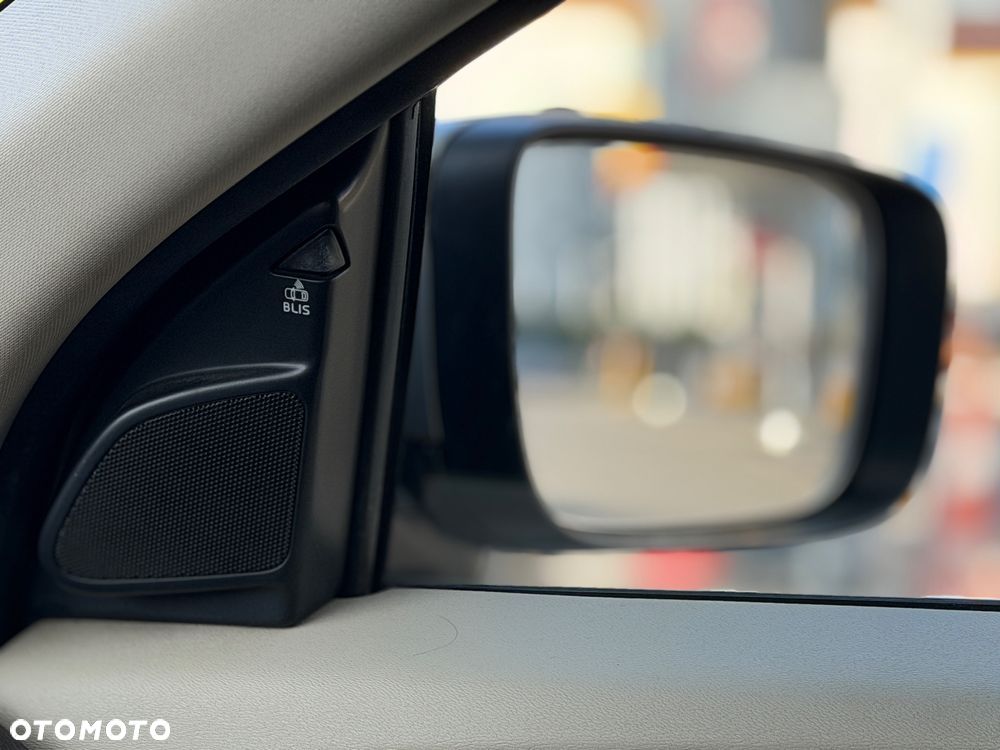 Volvo XC 60 - 25