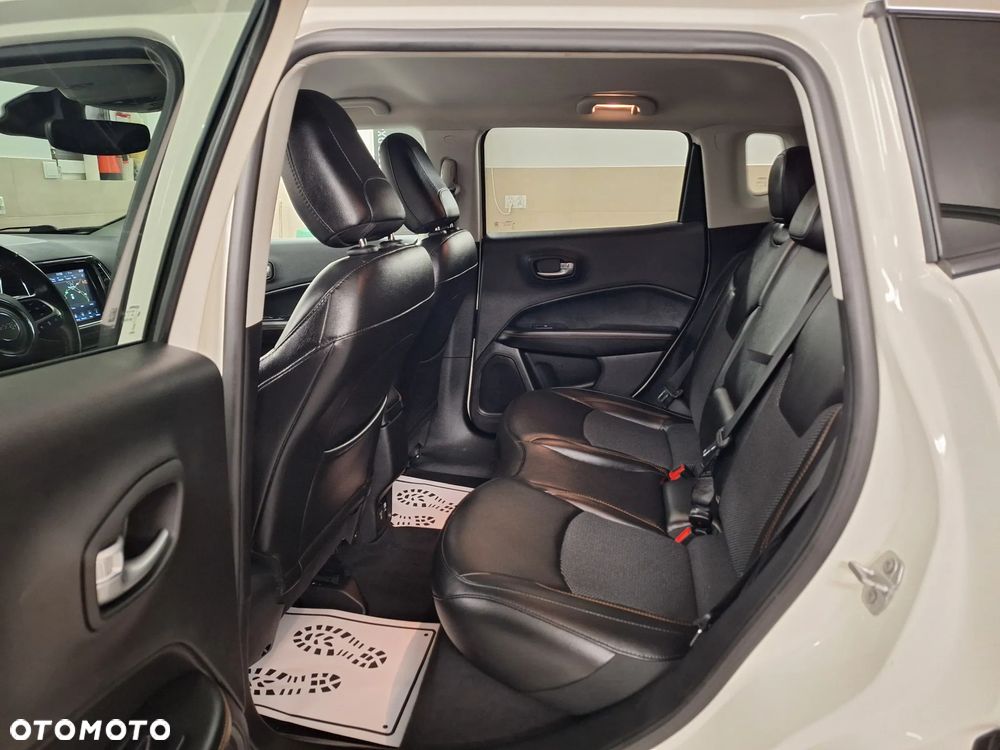 Jeep Compass 1.4 MultiAir Limited - 22