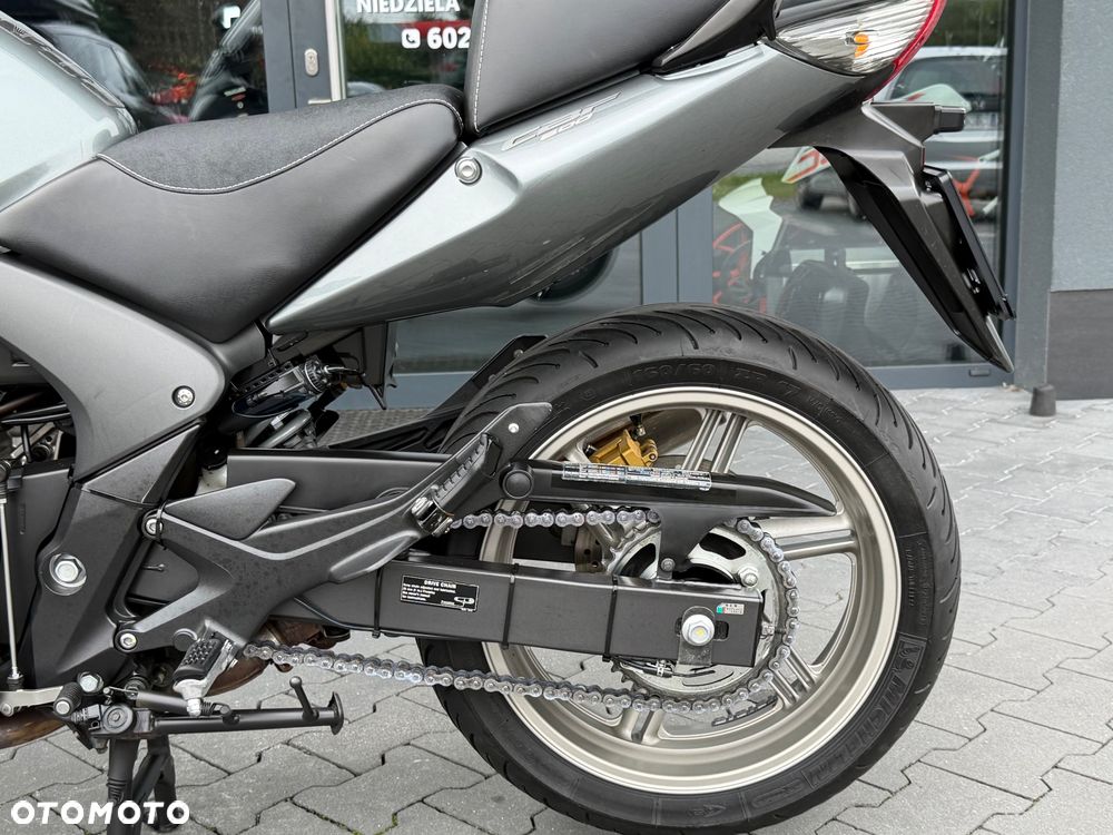 Honda CBF - 30