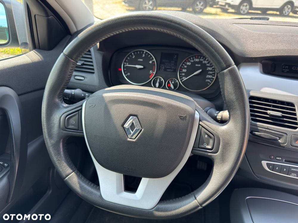 Renault Laguna dCi 110 FAP Expression - 30