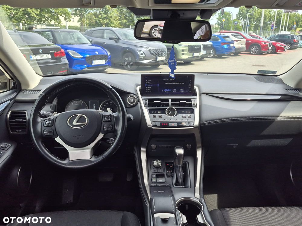 Lexus NX 300 Comfort AWD - 8