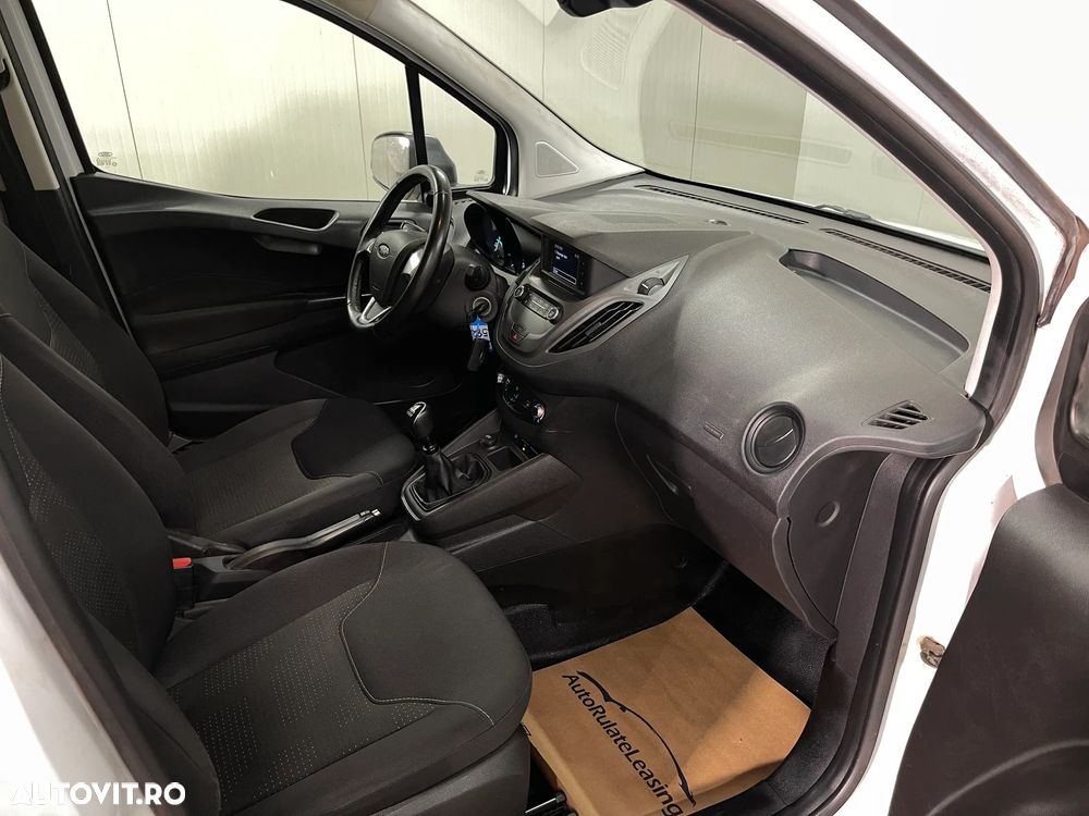 Ford Transit Courier - 6