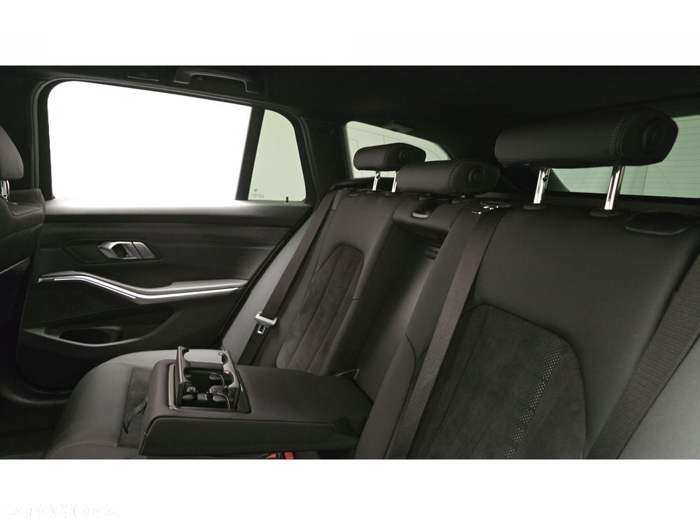 BMW Seria 3 - 23