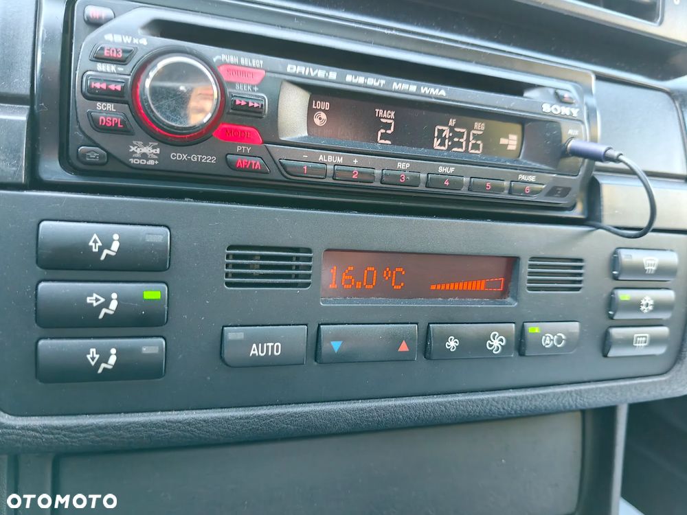 BMW Seria 3 320i Edition Exclusive - 33