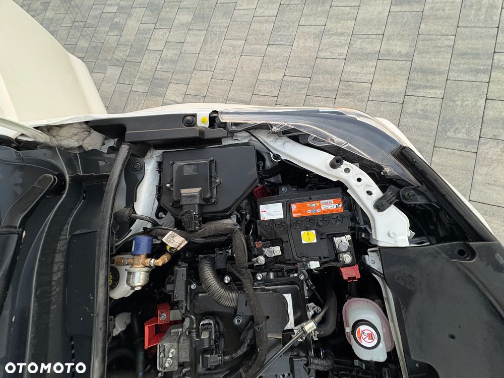 Toyota Corolla 1.8 Hybrid Comfort - 25