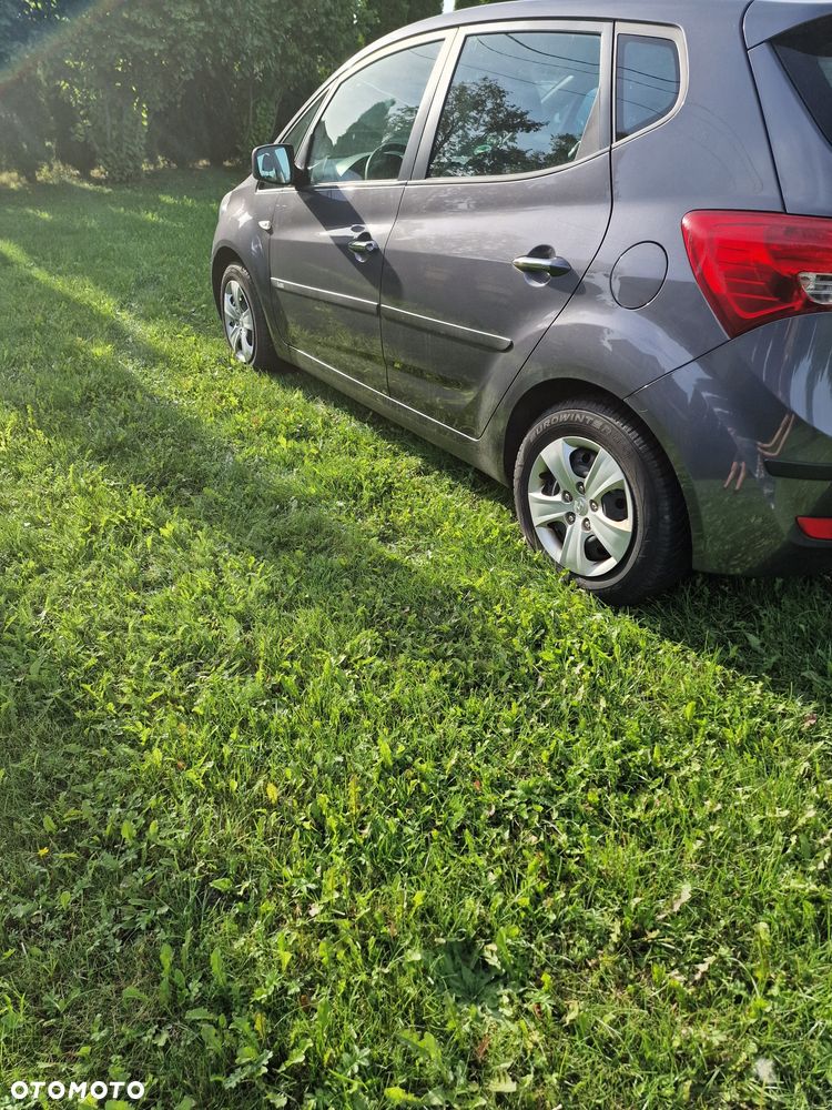 Hyundai ix20 - 4