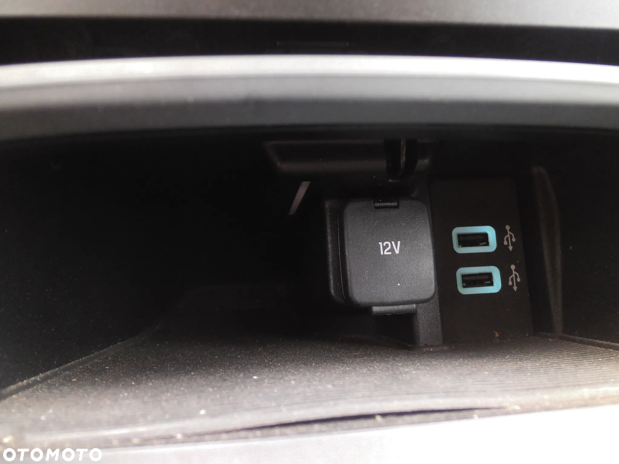 Ford S-Max 2.0 TDCi 4WD Titanium PowerShift - 26
