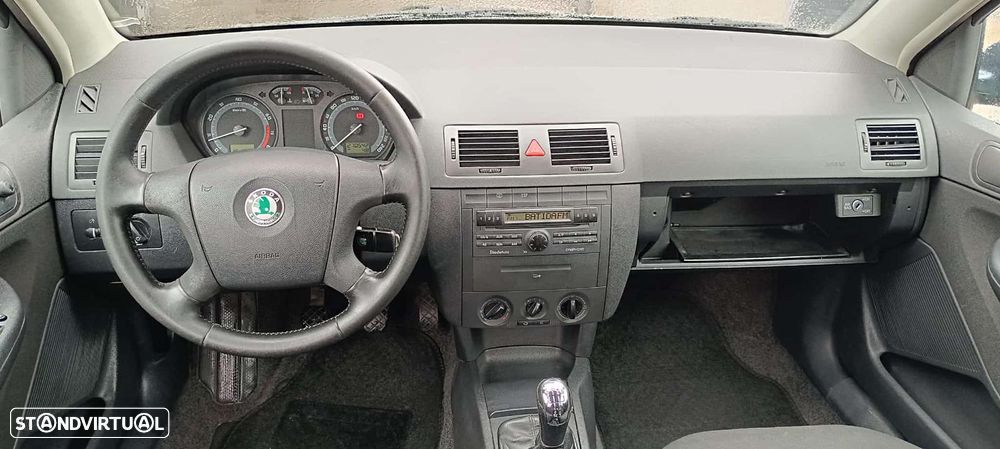 Skoda Fabia 1.4 Ambiente - 2