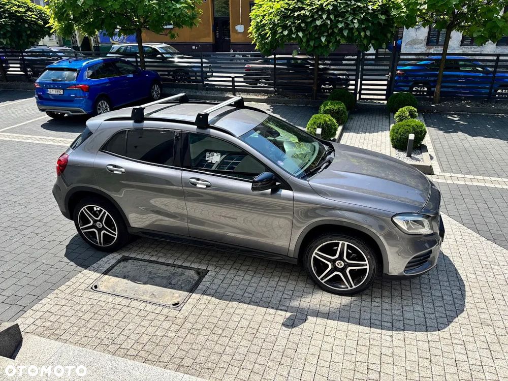 Mercedes-Benz GLA 200 7G-DCT AMG Line - 7