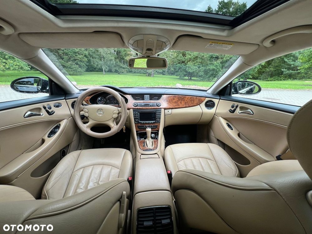 Mercedes-Benz CLS - 6