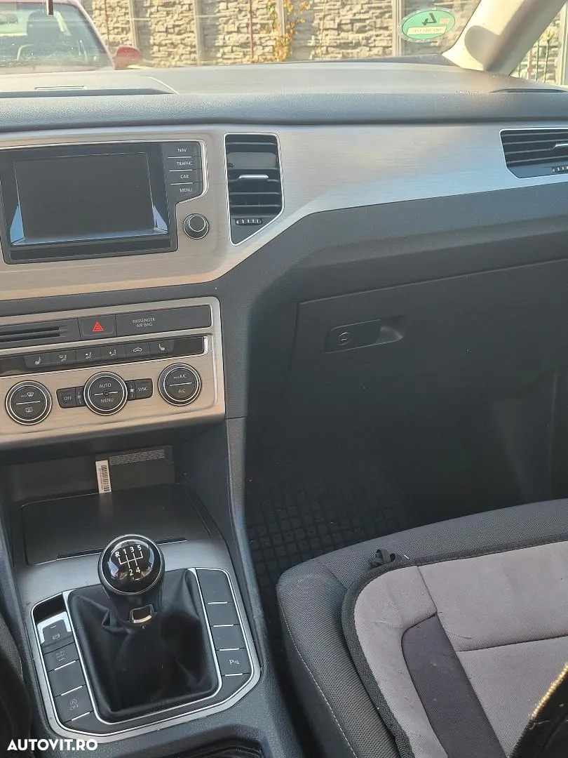 Volkswagen Golf Sportsvan - 6