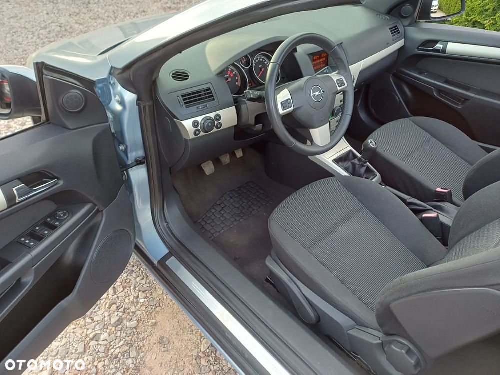 Opel Astra 1.6 Enjoy - 11