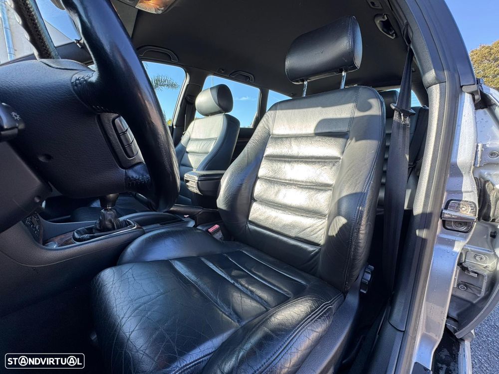 Audi S4 Avant 2.7 V6 quattro - 15