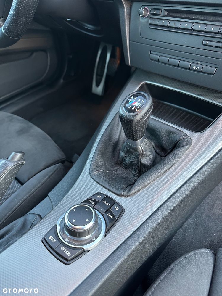 BMW Seria 3 320d M Sport Edition - 26