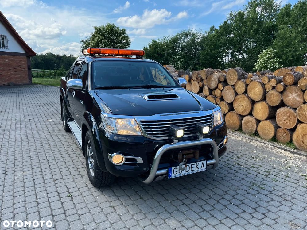 Toyota Hilux 3.0 D-4D SR5 - 3