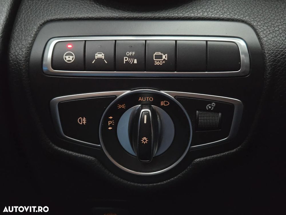 Mercedes-Benz GLC Coupe 250 d 4Matic 9G-TRONIC AMG Line - 25