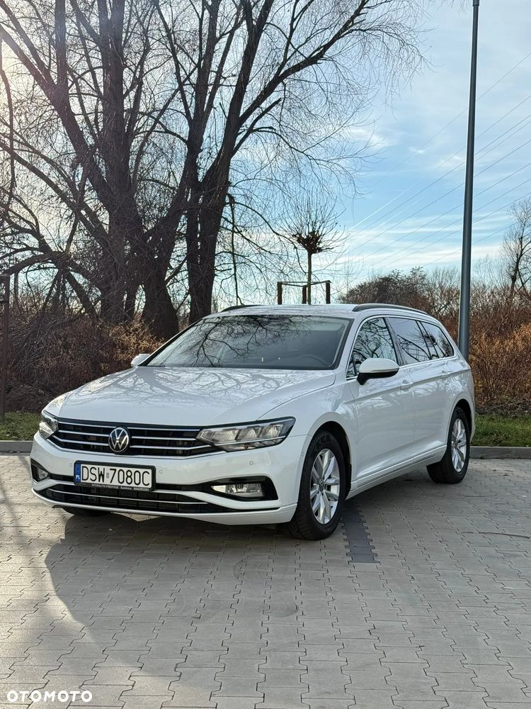 Volkswagen Passat 2.0 TDI SCR Comfortline DSG - 4