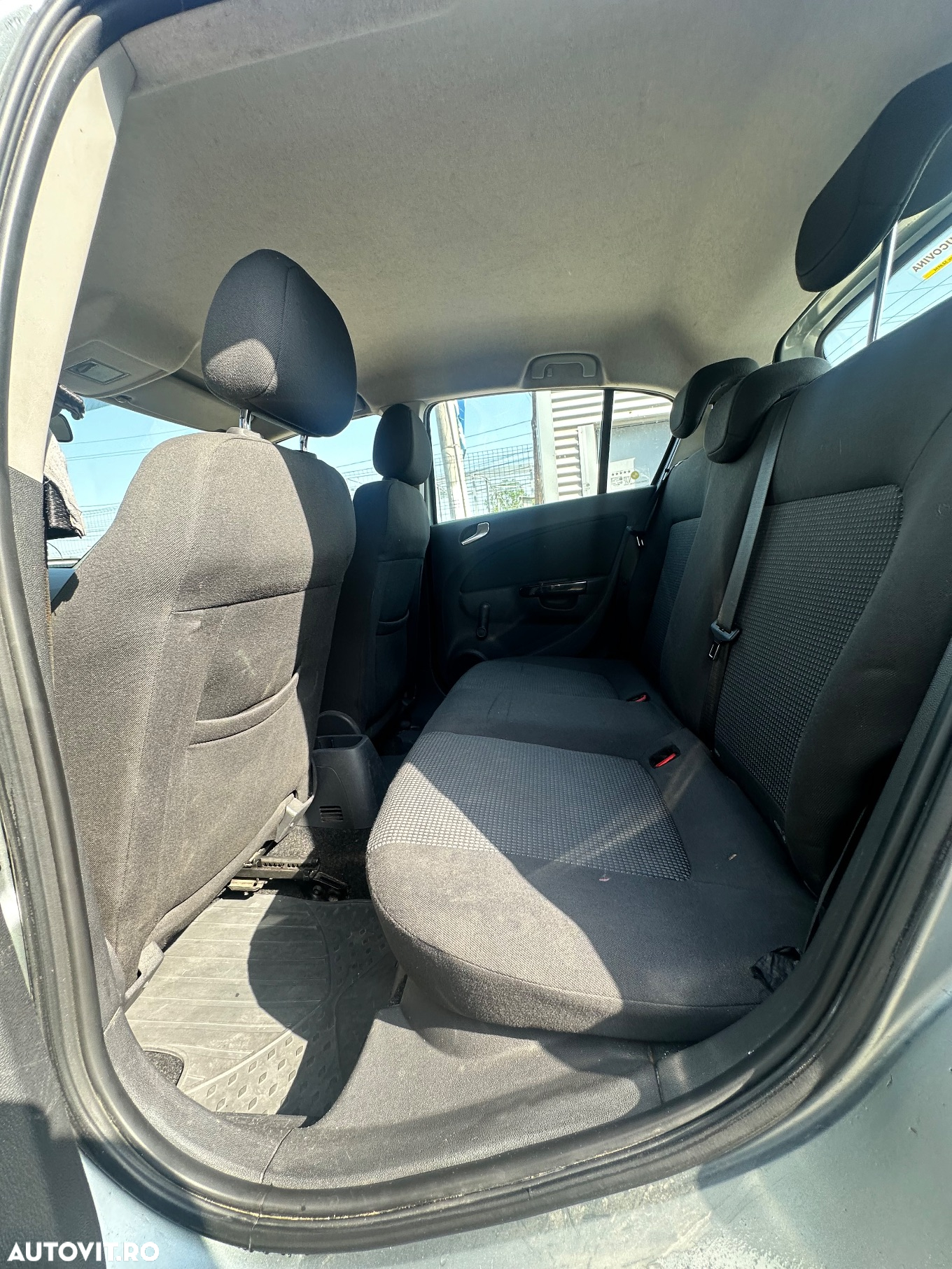 Opel Corsa 1.2 Essentia - 14
