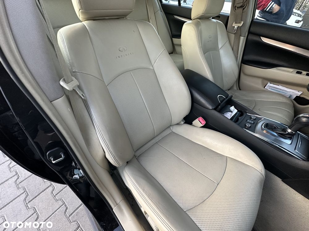 Infiniti G GT Premium AWD - 5